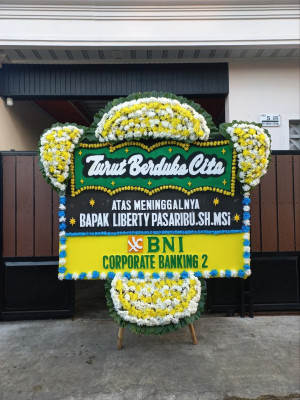 Papan Bunga Duka di Gandayasa