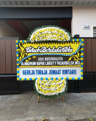 Papan Bunga Duka di Gandayasa