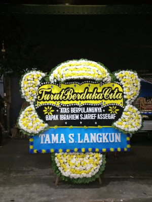 Papan Bunga Duka di Gandayasa