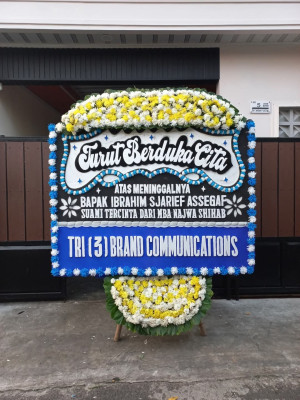 Papan Bunga Duka di Gandayasa